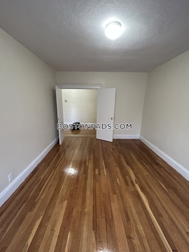 Boston - 2 Beds, 1 Baths