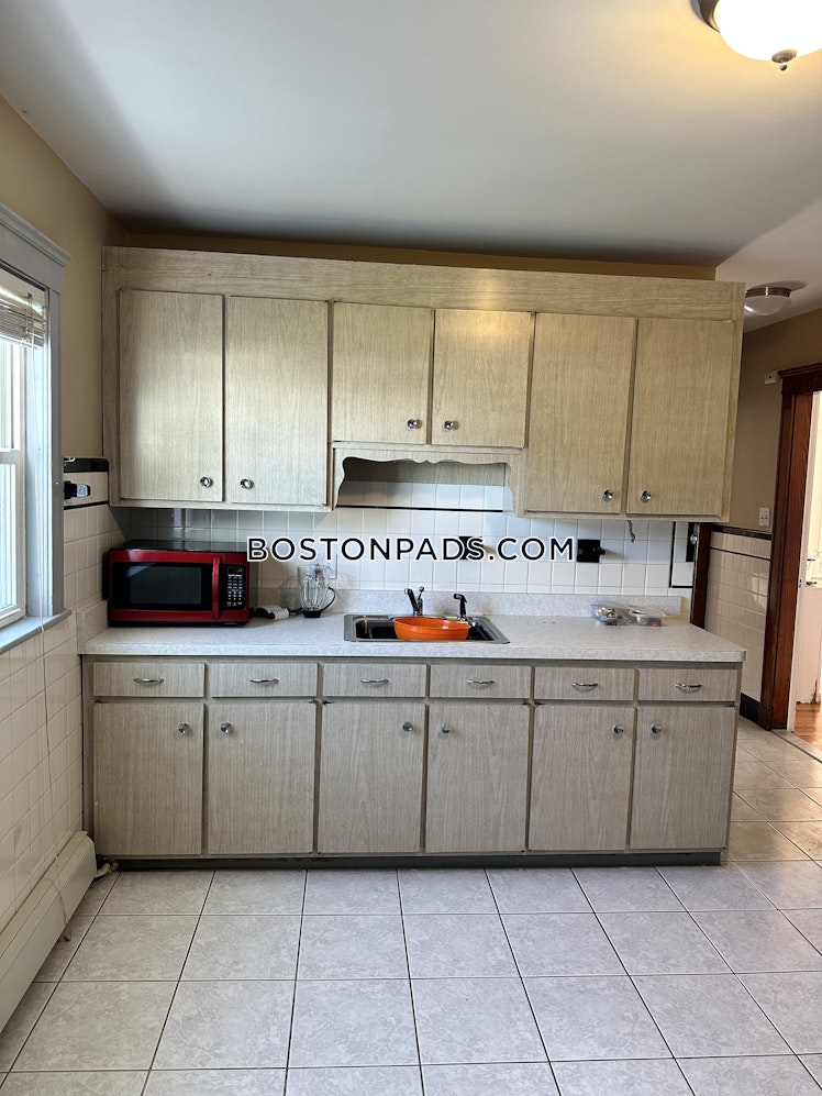 Goldsmith Ave., Medford