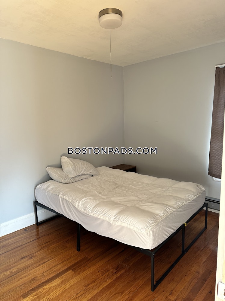 Goldsmith Ave., Medford