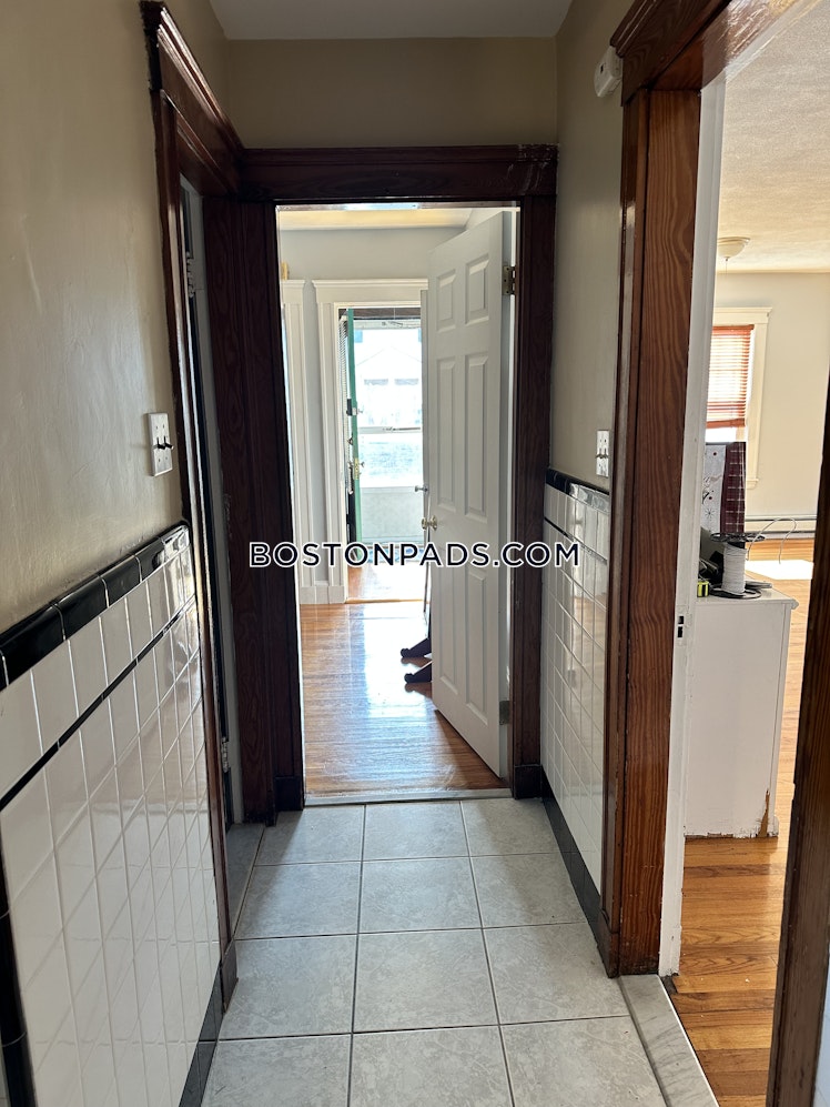 Goldsmith Ave., Medford