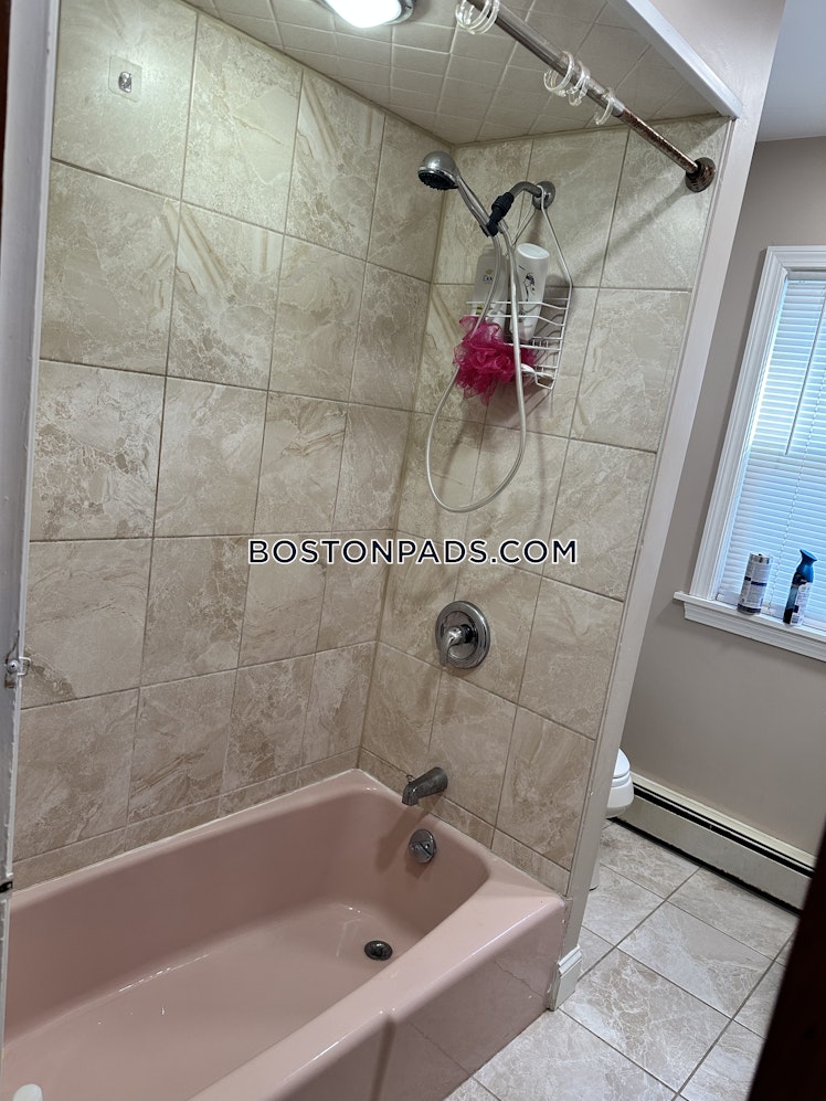 Goldsmith Ave., Medford