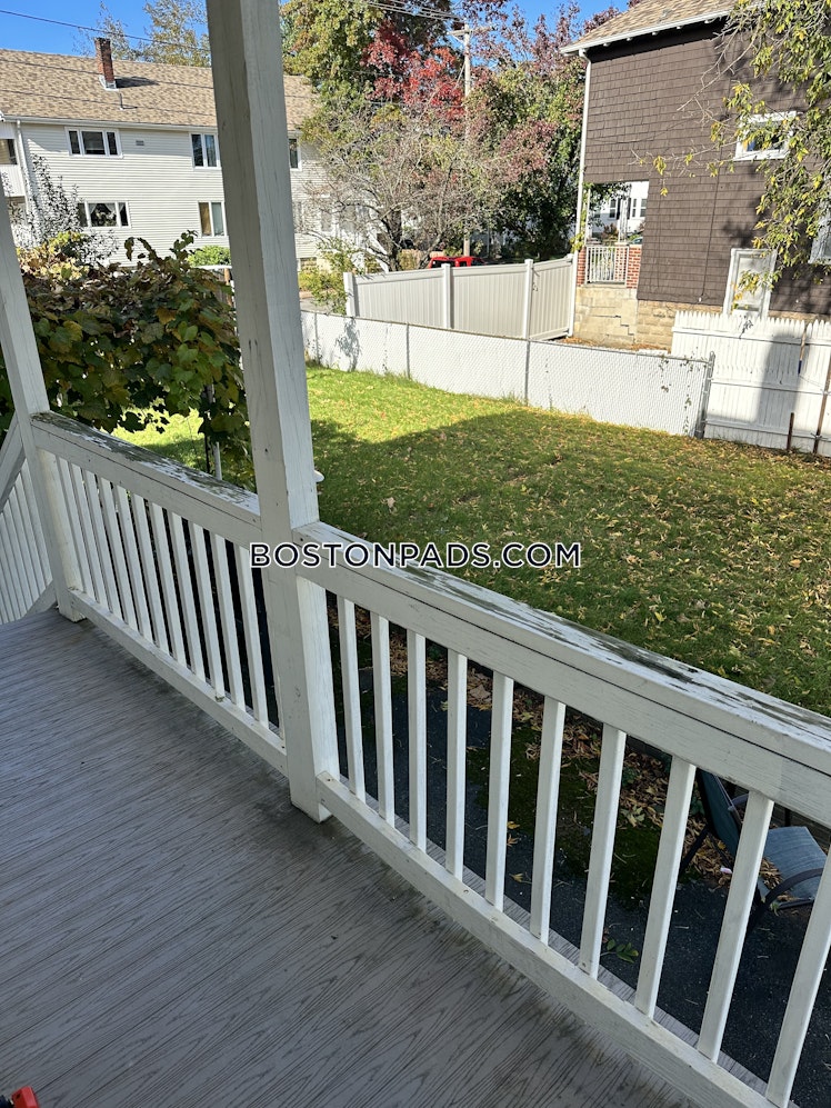 Goldsmith Ave., Medford