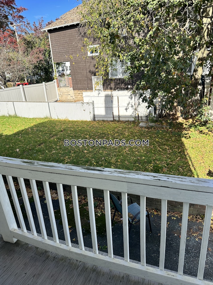 Goldsmith Ave., Medford