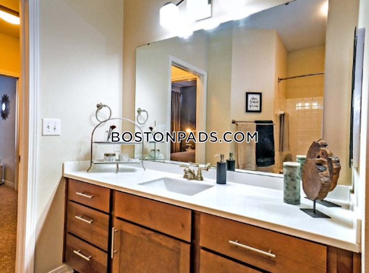 Hawthorne Way., Lawrence