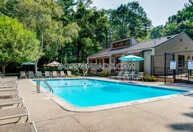 Donald St., Weymouth