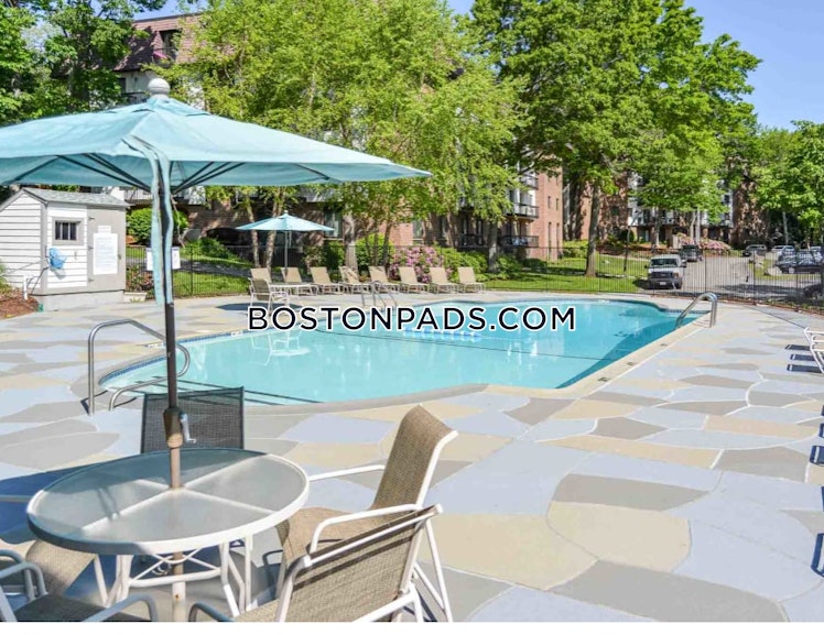 Donald St., Weymouth