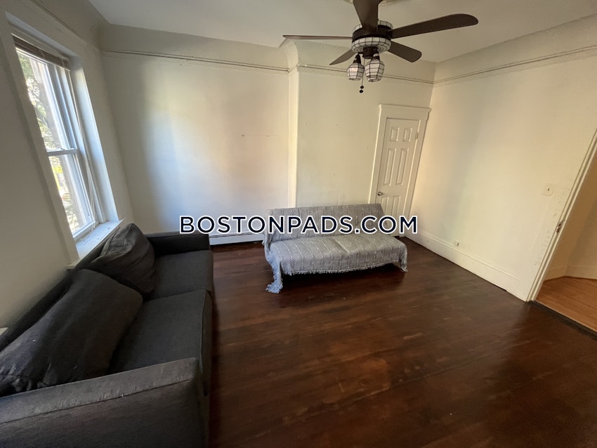 BOSTON - NORTHEASTERN/SYMPHONY - 3 Beds, 1 Bath - Image 42