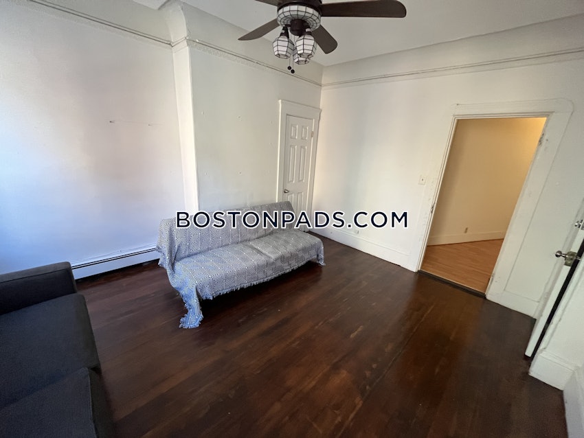 BOSTON - NORTHEASTERN/SYMPHONY - 3 Beds, 1 Bath - Image 36