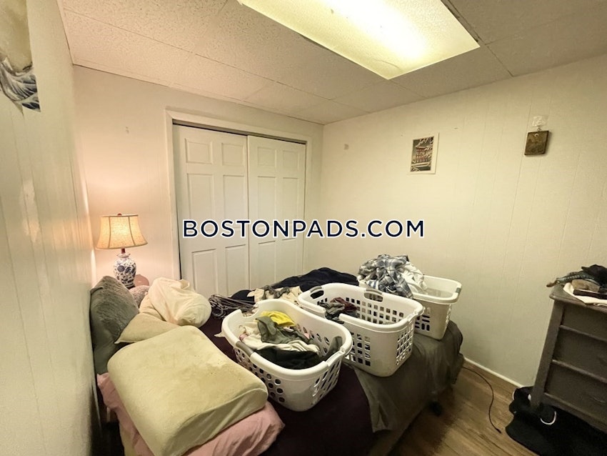 BOSTON - DORCHESTER/SOUTH BOSTON BORDER - 2 Beds, 1 Bath - Image 25