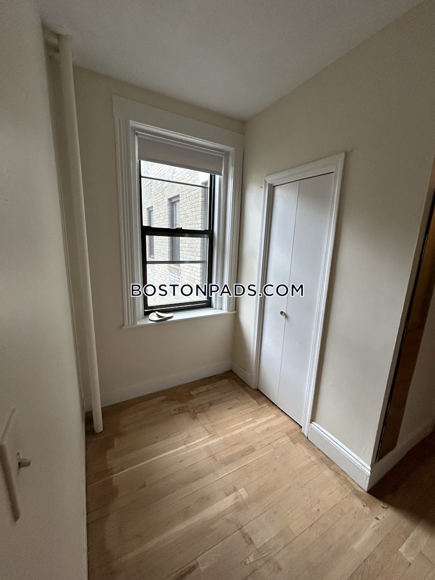 Brookline - $2,575+ /month