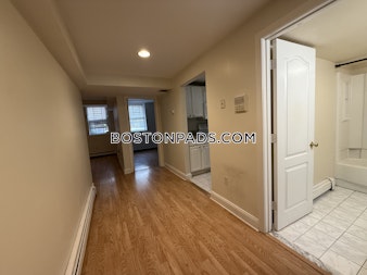 Commonwealth Ave. Boston