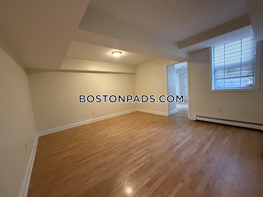 Boston - $3,850+ /month