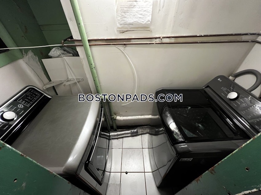 Boston - $4,500+ /month