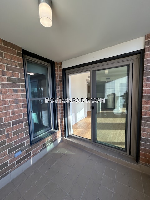 Malvern St. Boston photo 31