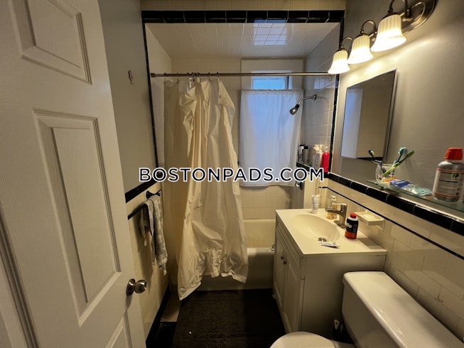 Medford - $4,340+ /mo