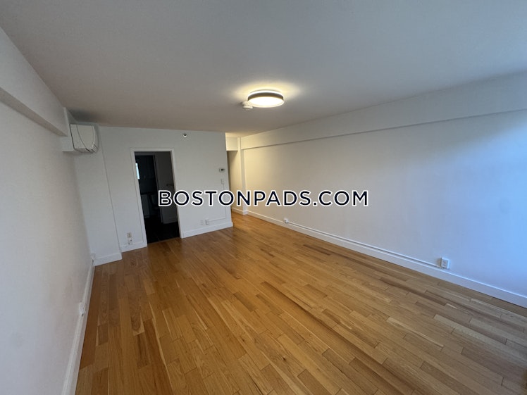 Beacon St., Brookline