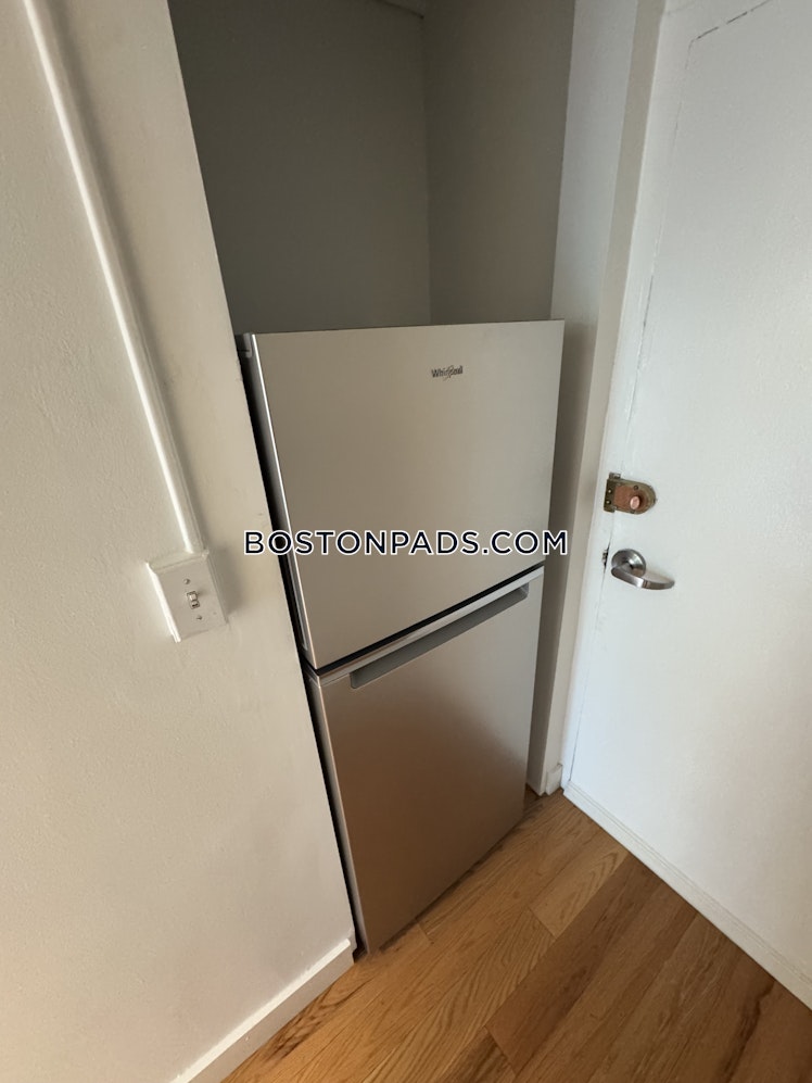 Beacon St., Brookline