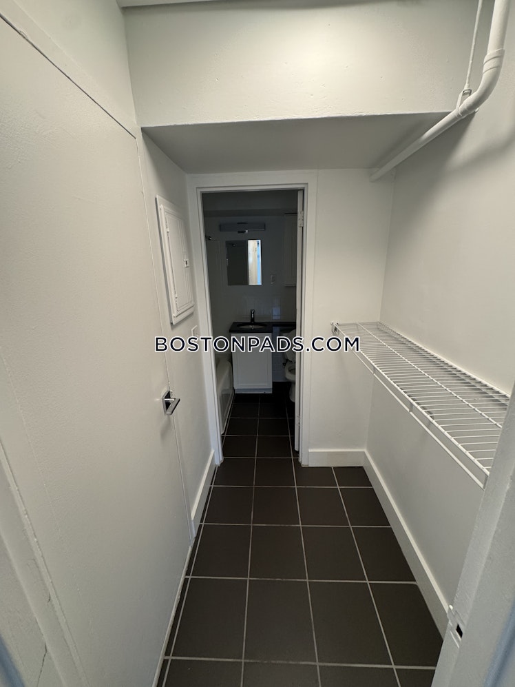 Beacon St., Brookline