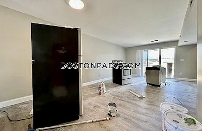 Boston - $2,100+ /mo