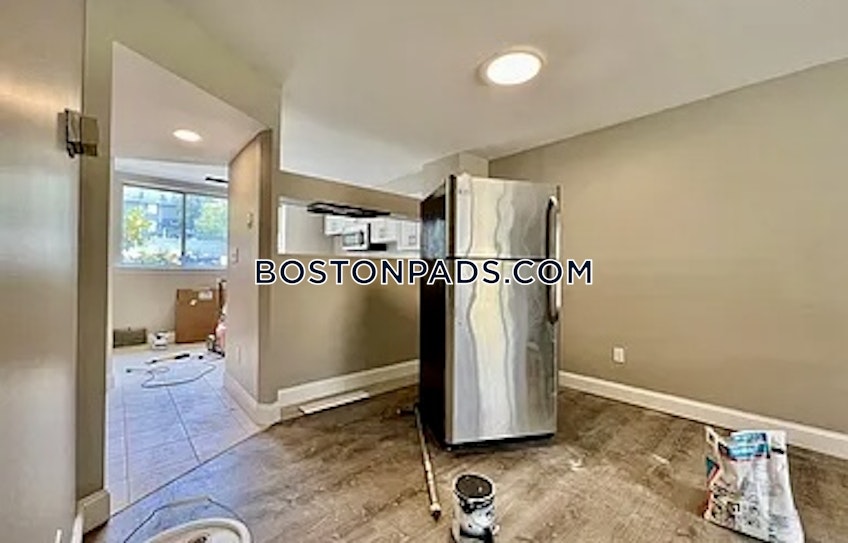Boston - $2,100+ /month