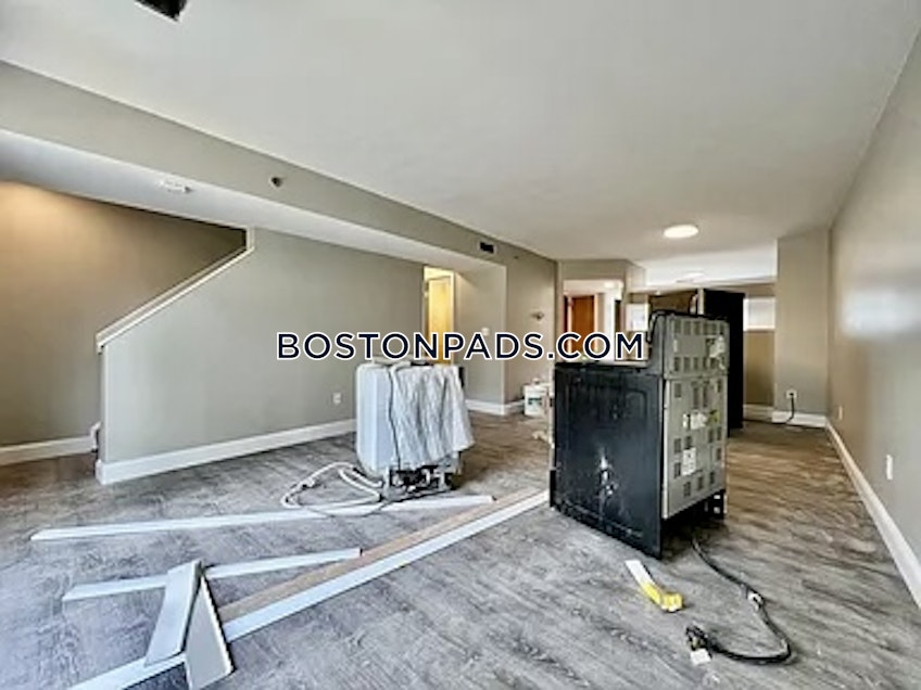 Boston - $2,100+ /month