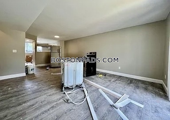 Boston - $2,100+ /mo