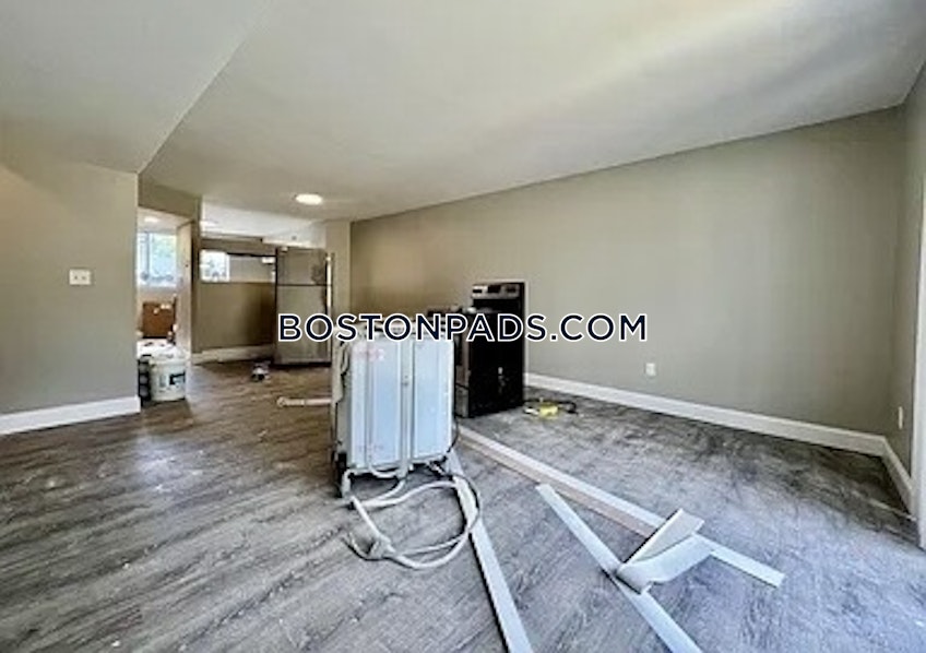Boston - $2,100+ /month