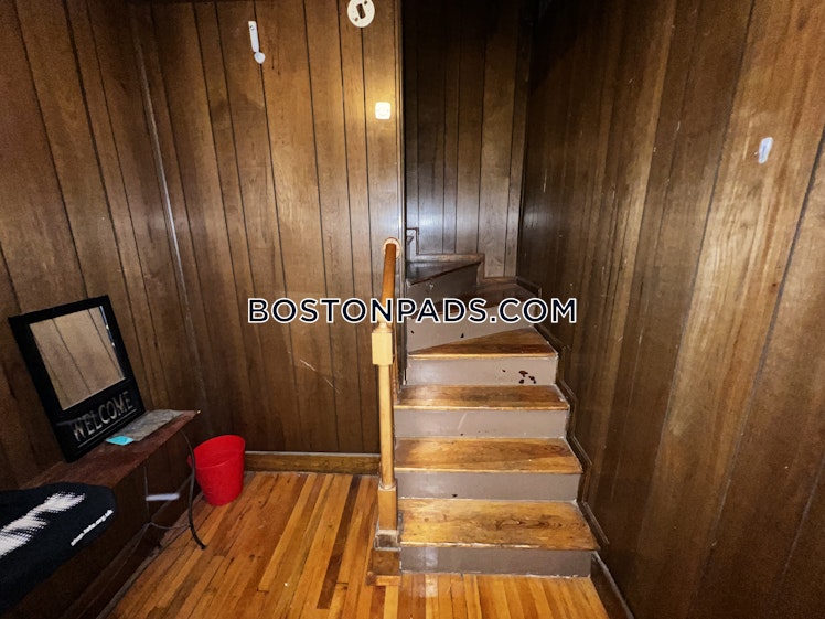 Frederick Ave., Medford