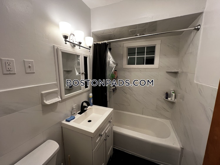 Frederick Ave., Medford