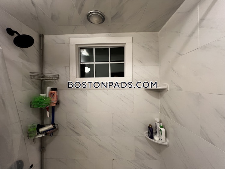 Frederick Ave., Medford