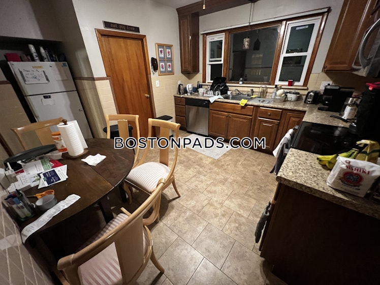 Frederick Ave., Medford