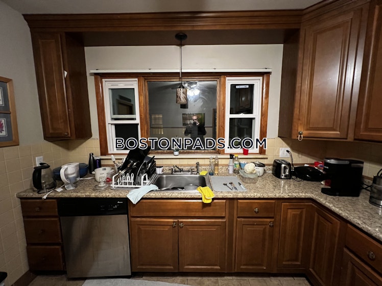 Frederick Ave., Medford