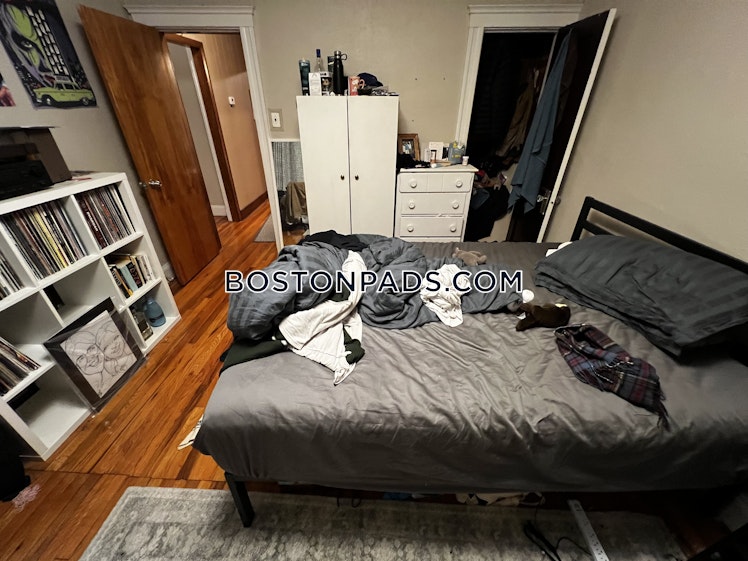 Frederick Ave., Medford