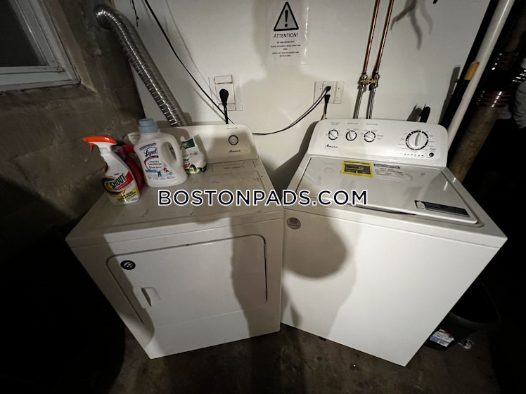 Frederick Ave., Medford