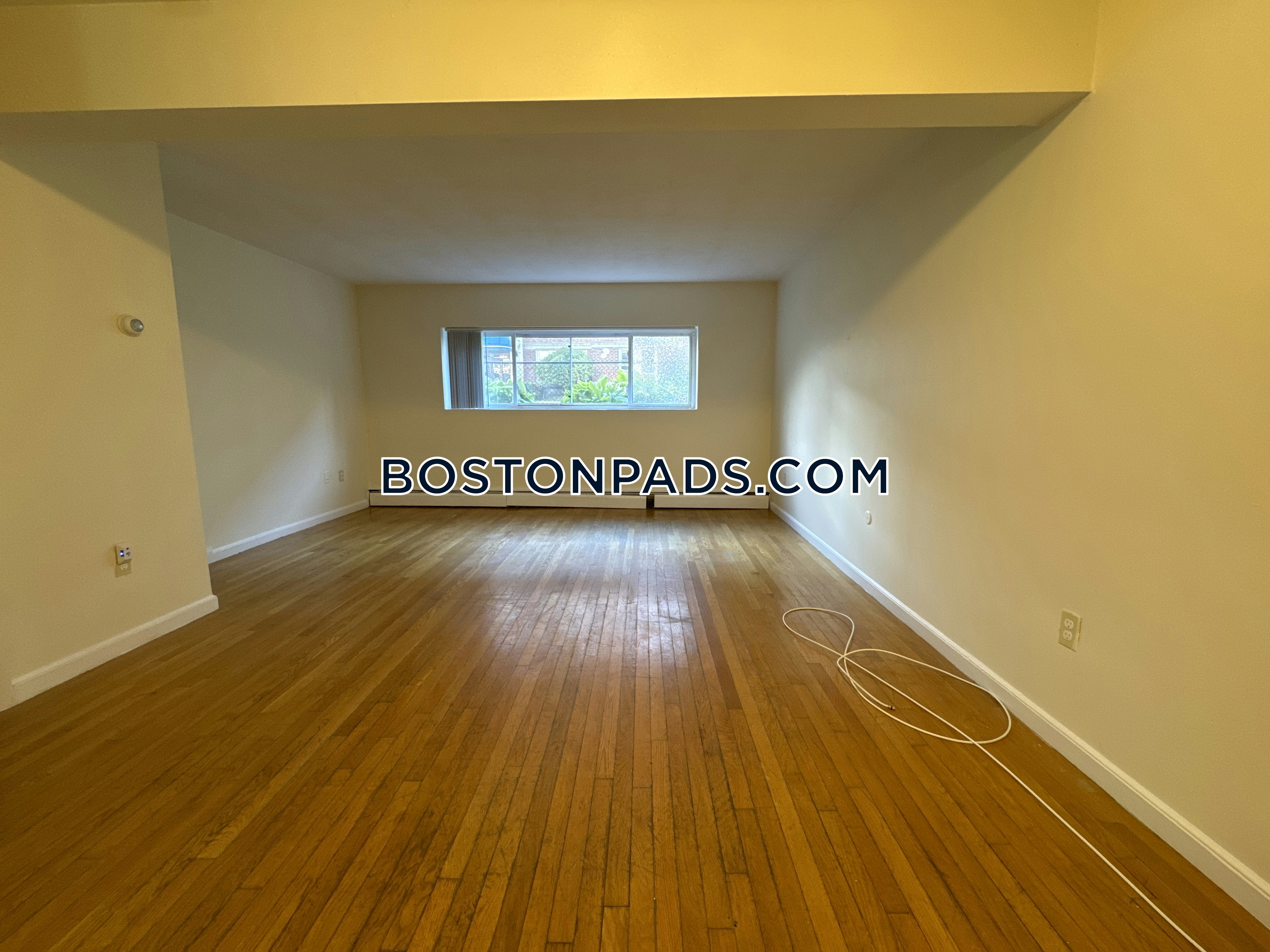 Boston - $2,925