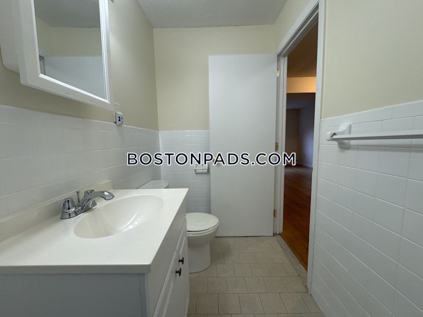 Boston - $2,925+ /month