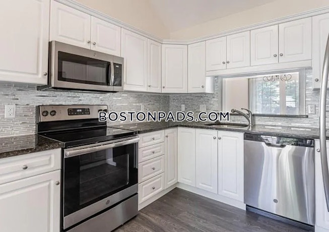 Waltham - $3,895+ /mo