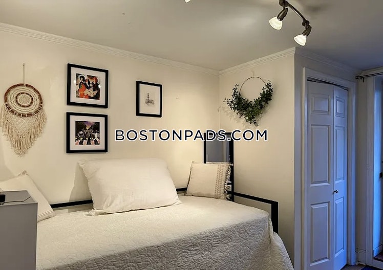 Columbus Ave., Boston