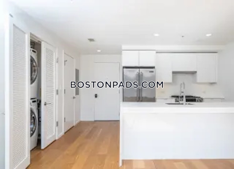 West Broadway, Boston