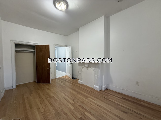 Roxbury Crossing - $4,550+ /mo