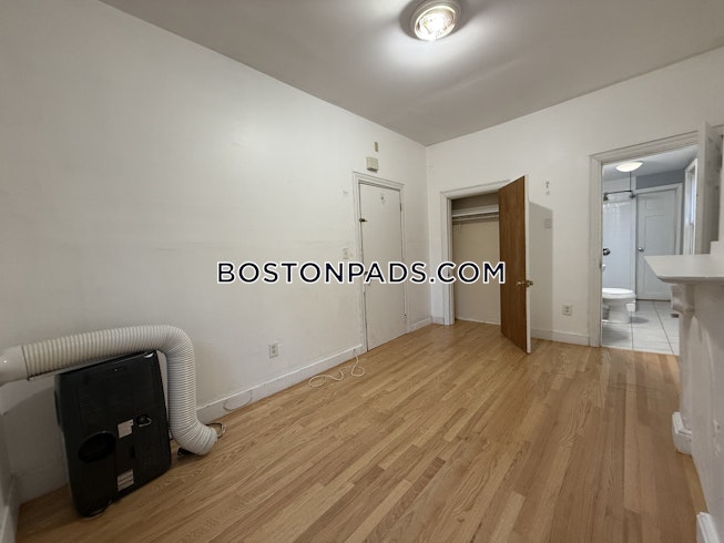 Roxbury Crossing - $4,550+ /mo
