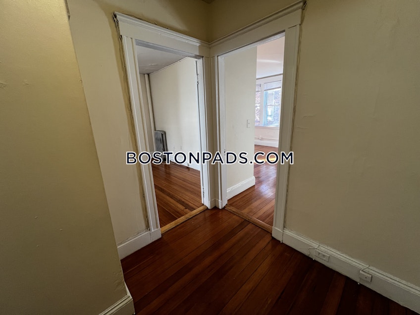 Boston - $2,100+ /month