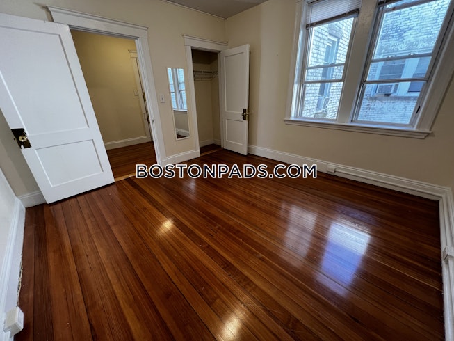 Boston - $2,100+ /mo