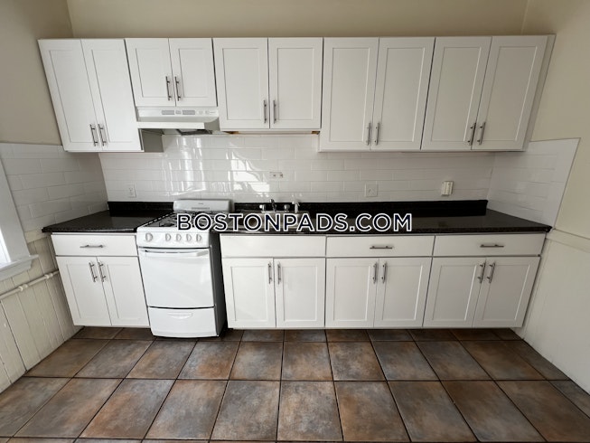 Boston - $2,100+ /mo