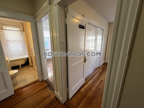 Barrows St. Boston photo 39