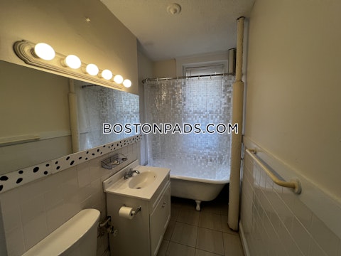 Barrows St. Boston photo 48