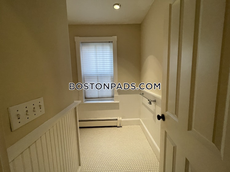 Highland St., Boston