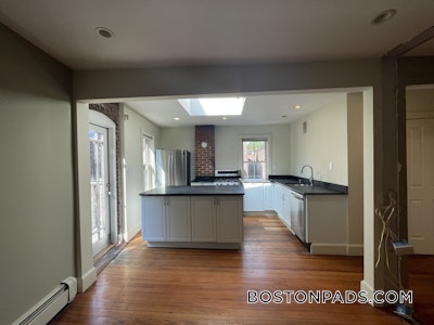 Fort Hill 6 Beds 3 Baths Boston - $7,900