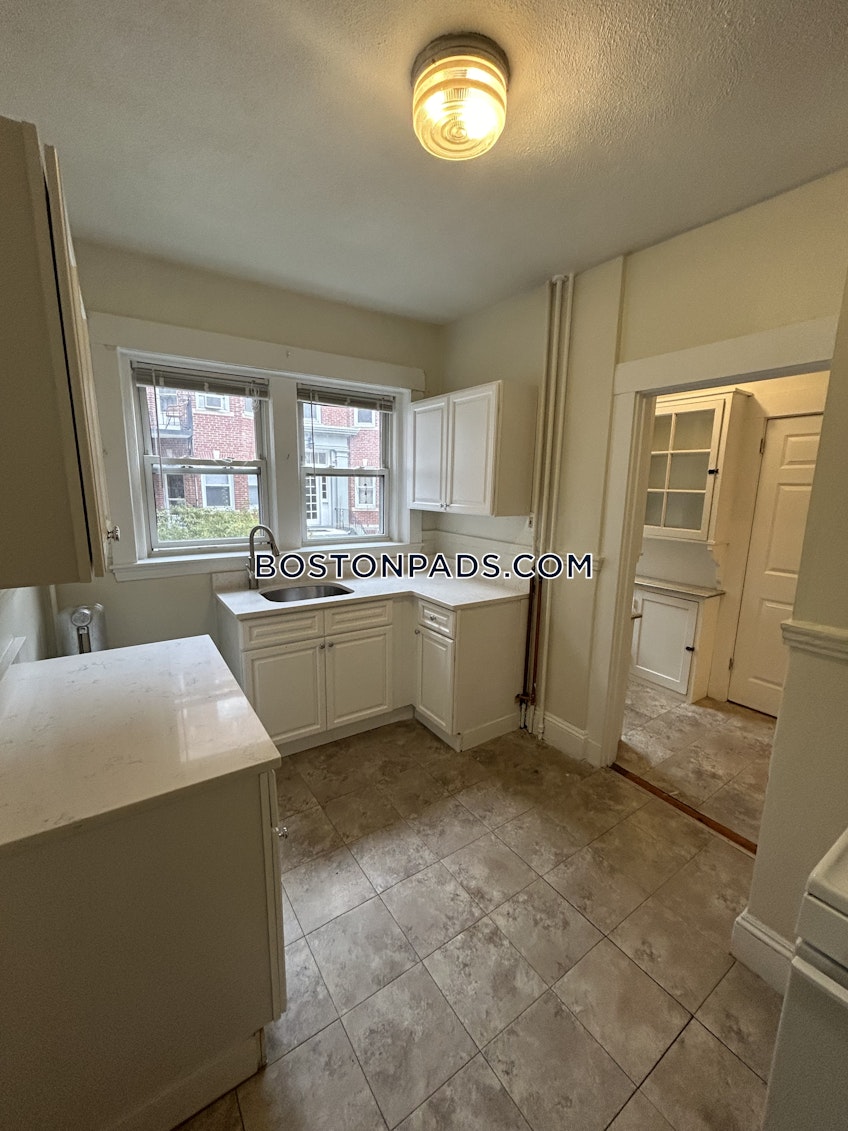Somerville - $4,250+ /month