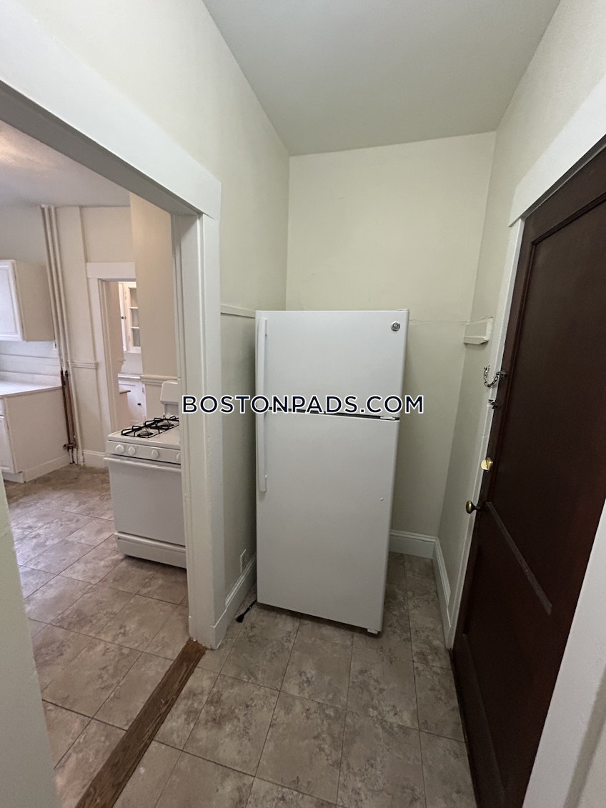 Somerville - $4,250+ /month